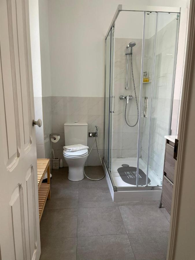 Groovy M2 R3 - Amazing Double With En-suite Bathroom Maison d'hôtes Lisboa